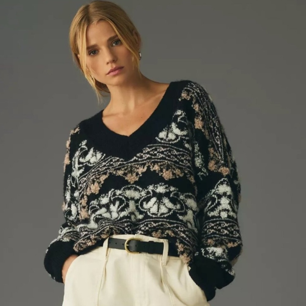 Anthropologie Textured Slouchy V-Neck Distressed Pullover Sweater Women’s Size S
